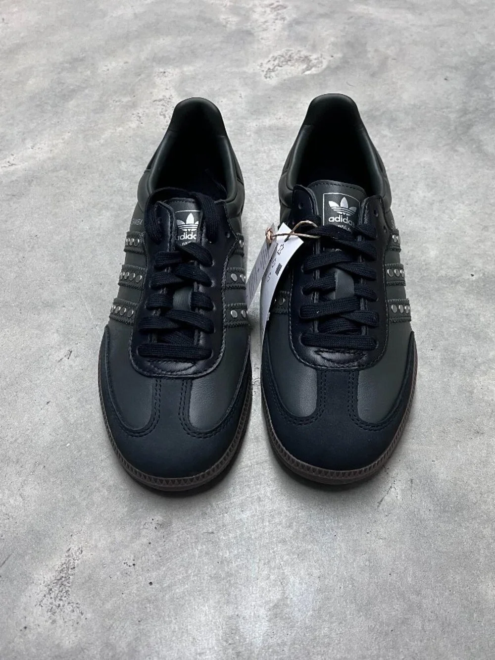 Adidas Samba OG Studded Stripes Black Earth Gum Women’s JR8869 - New - Picture 4 of 6